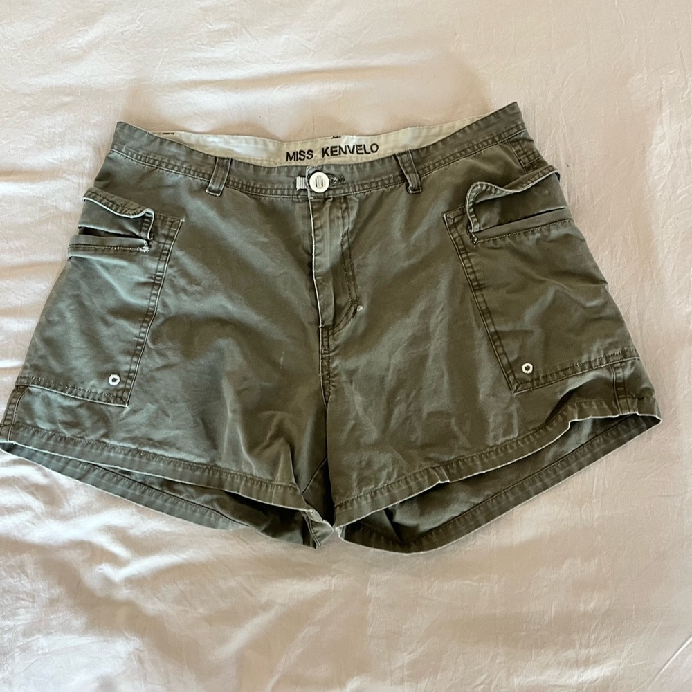 Ms Kenvelo Army Green Cargo Shorts
